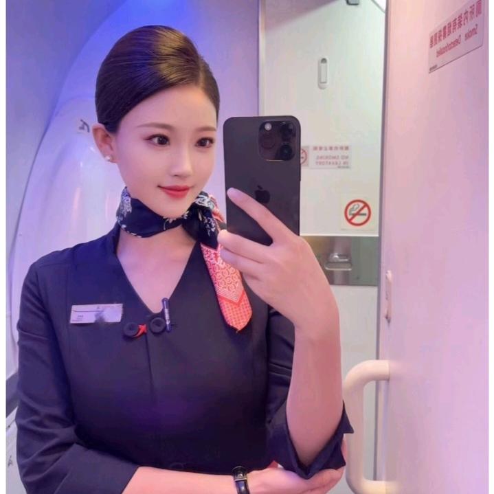 东航乘务长林语沁姐