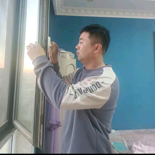 营口高师傅暖房子