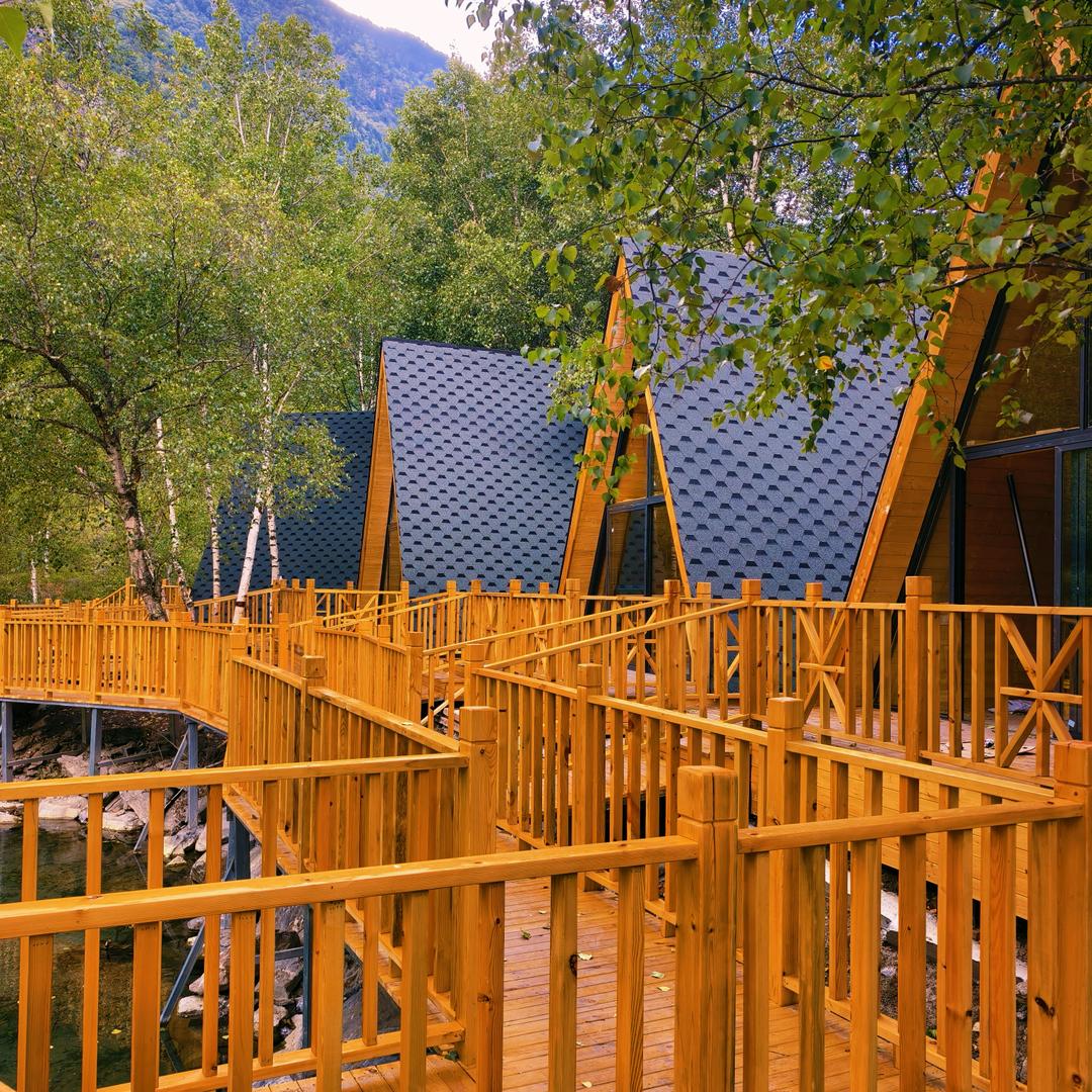 松坪沟民宿     王先生