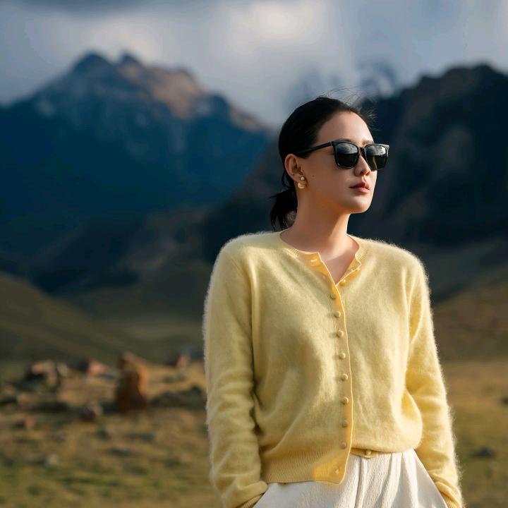 我是Gloria（格子)日常穿搭