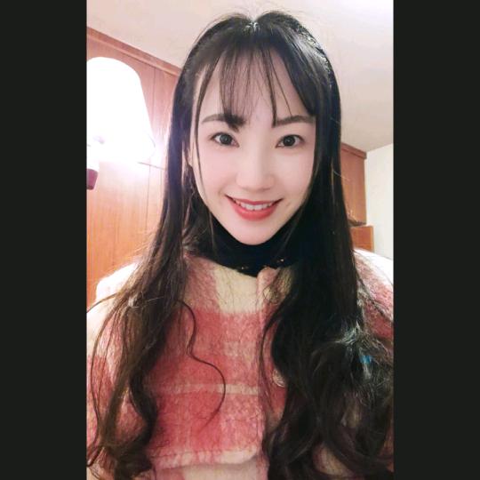 伟祥家具邱渝童