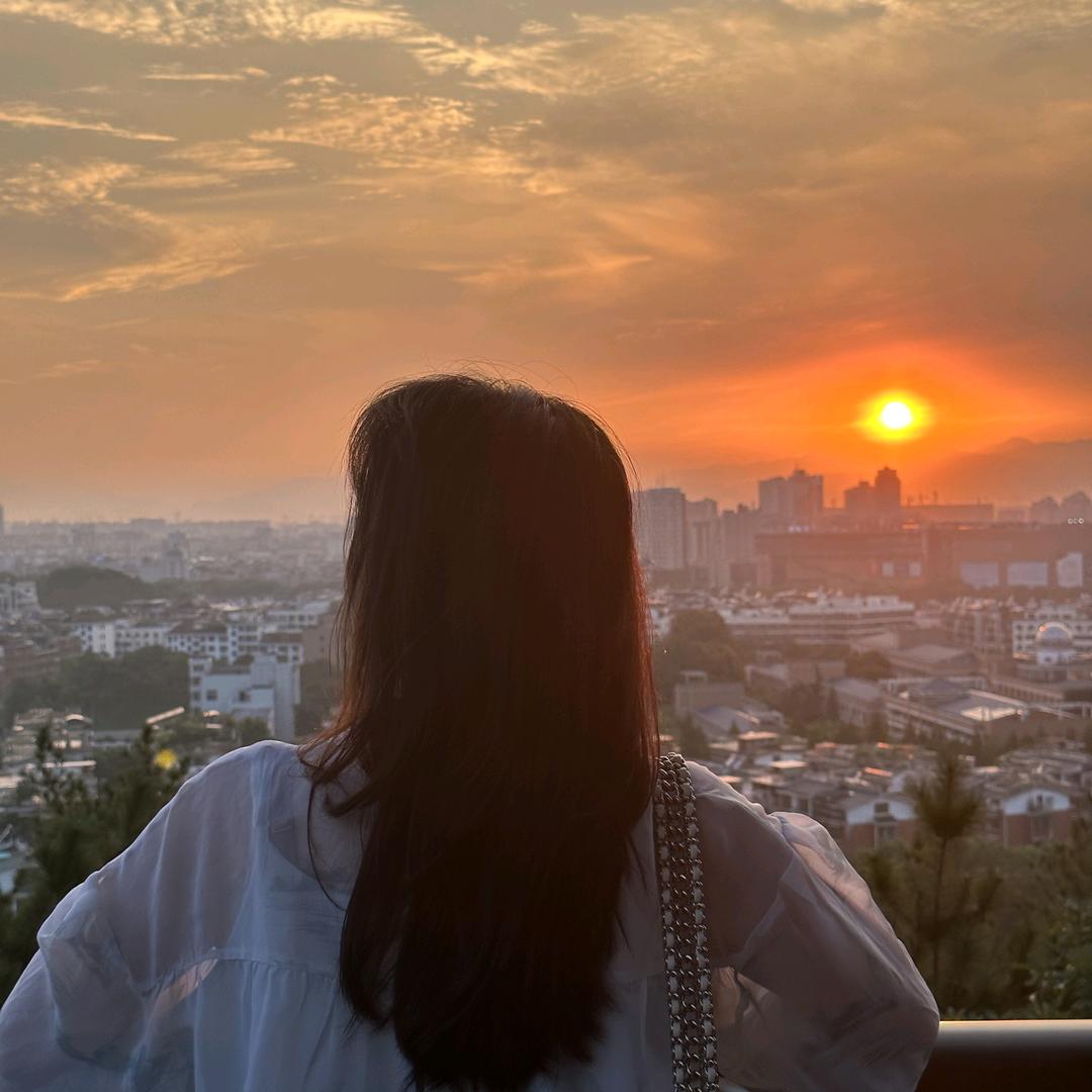 🌈岑岑。enya ~♥