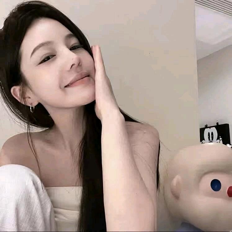 腼腆的男孩子