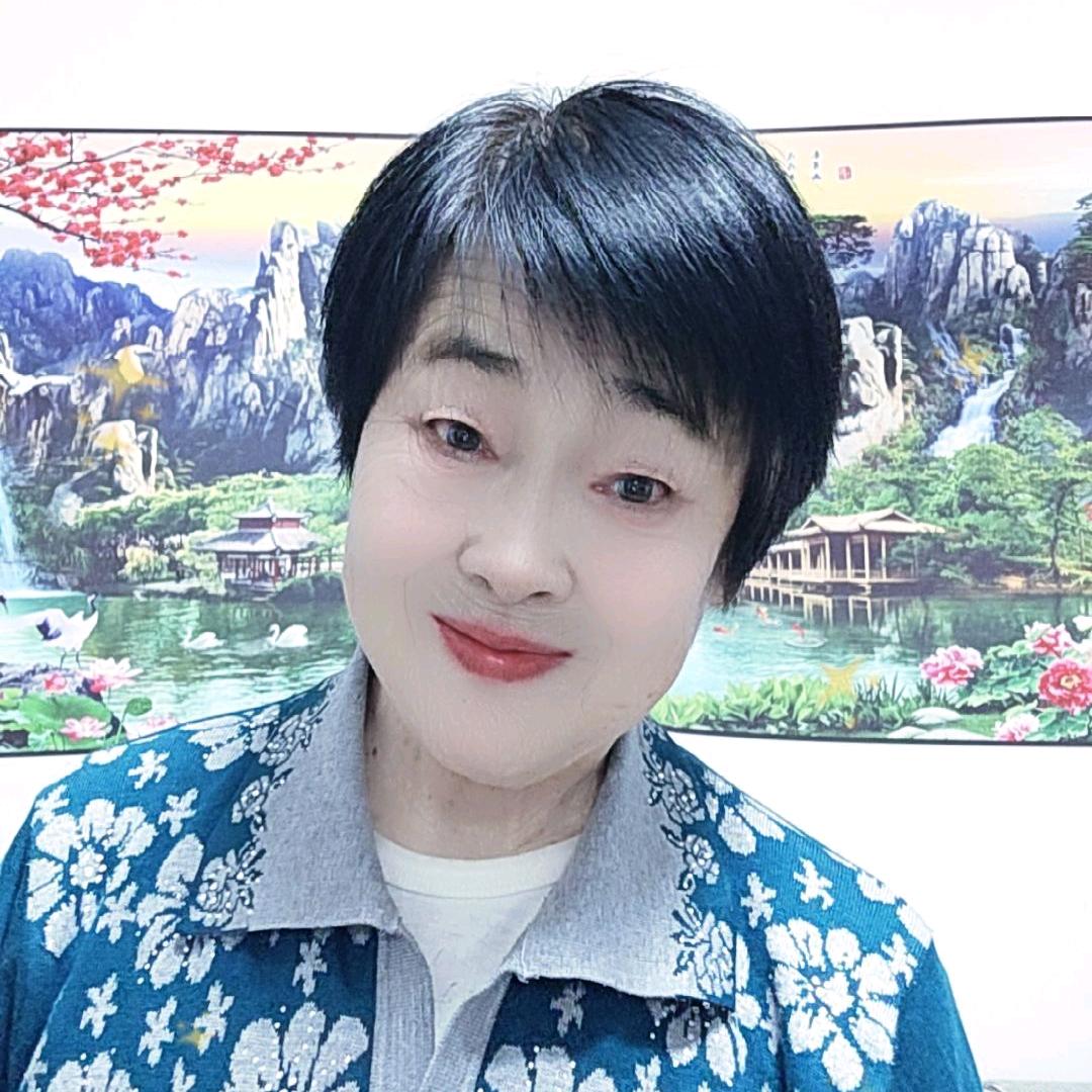 英姐周一，周五晚上8点半开播