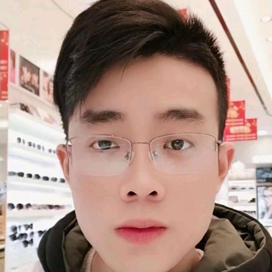 长沙配镜找小张-亮视界眼镜