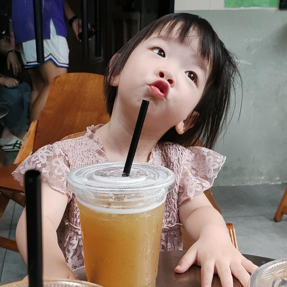 甜甜和草莓的爸爸