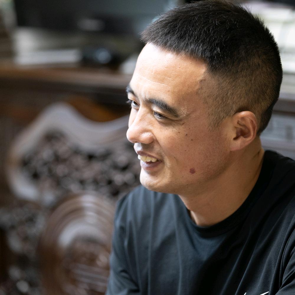 陈…