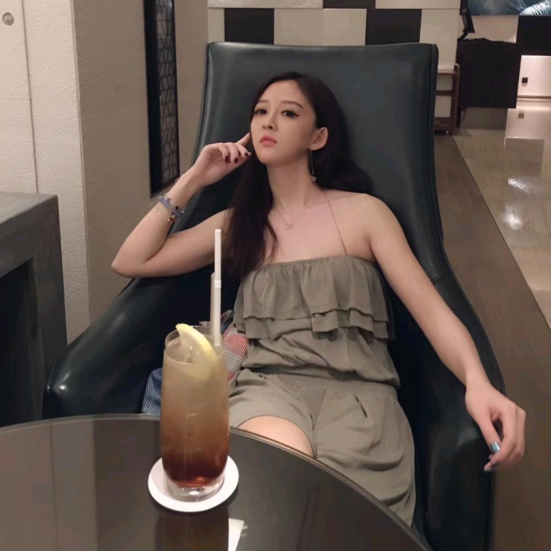 桐桐LI