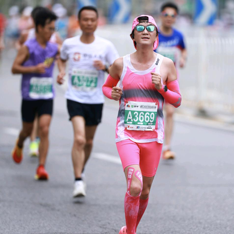 翁老板爱跑步