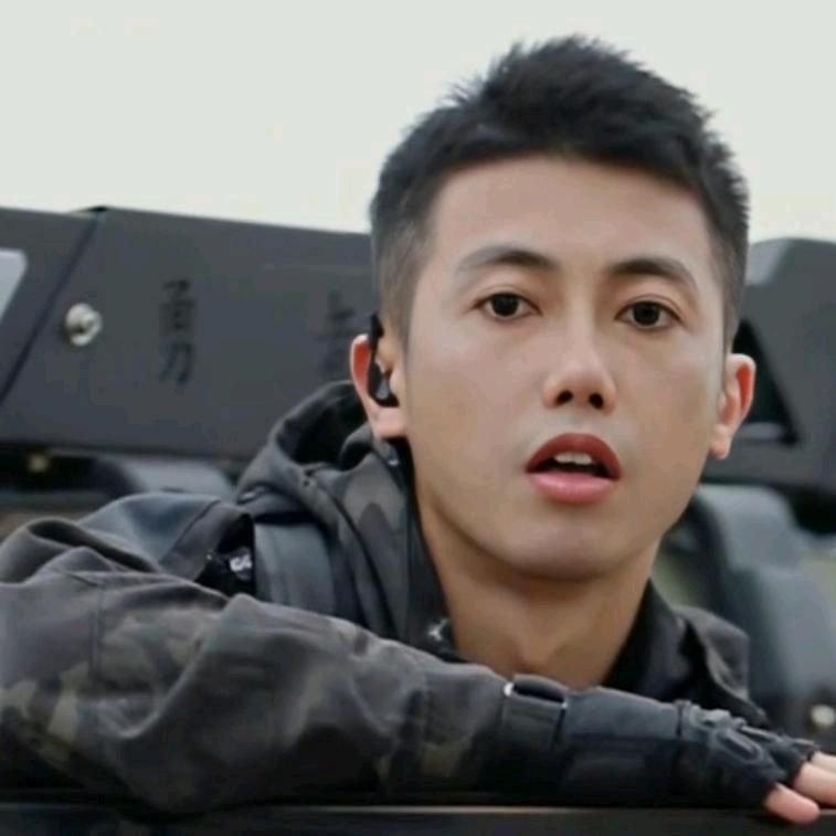 鹰王🦅