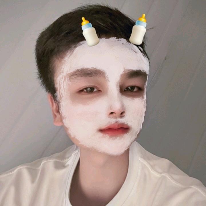 （贞丰慕铭家居全屋定制）张哥