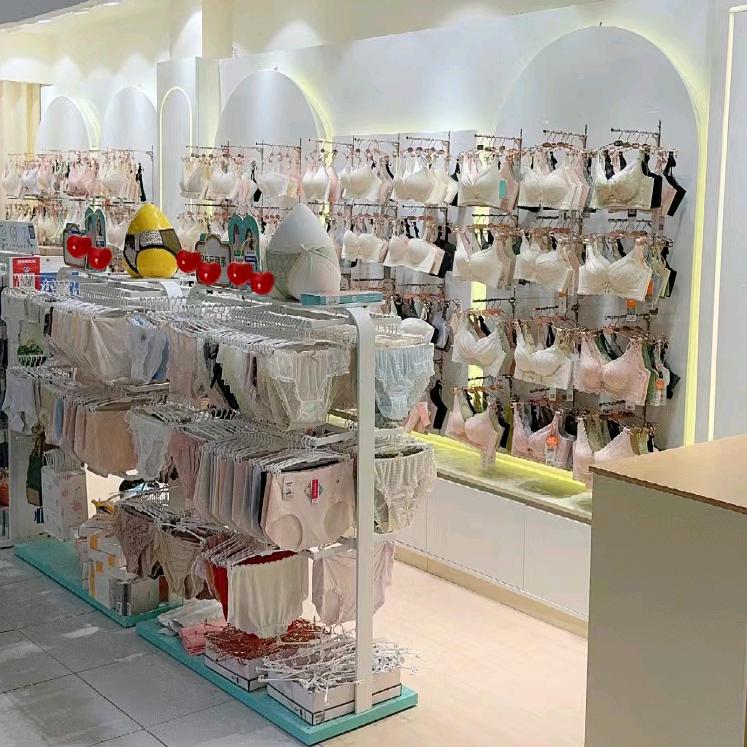 诺蕾.《内衣店》