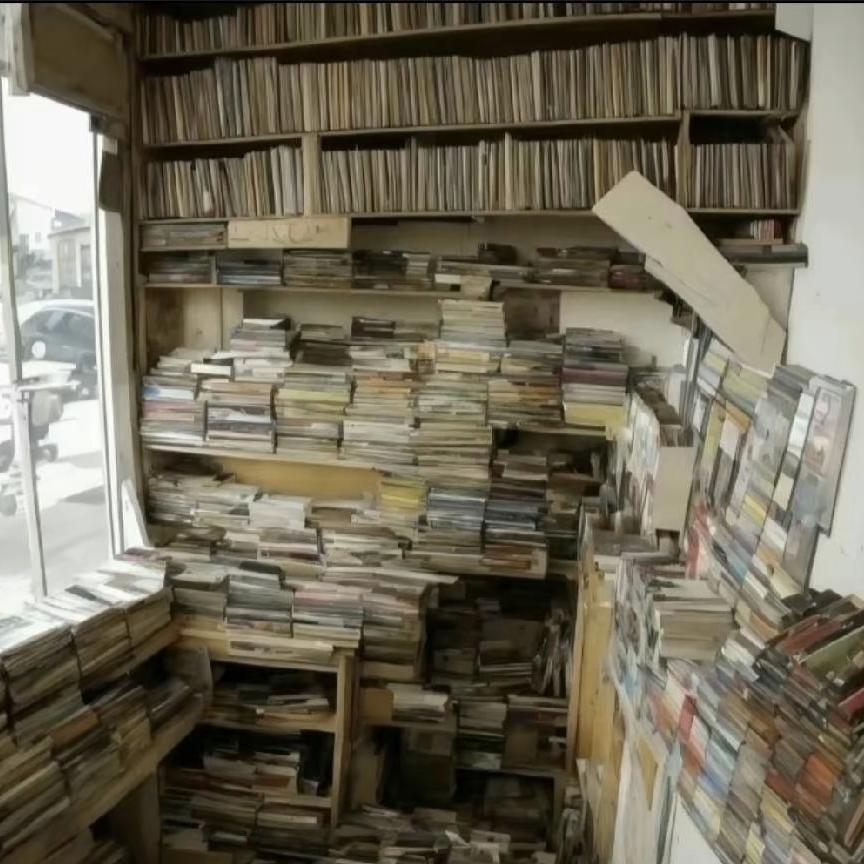 1983年小巷12月晴朗