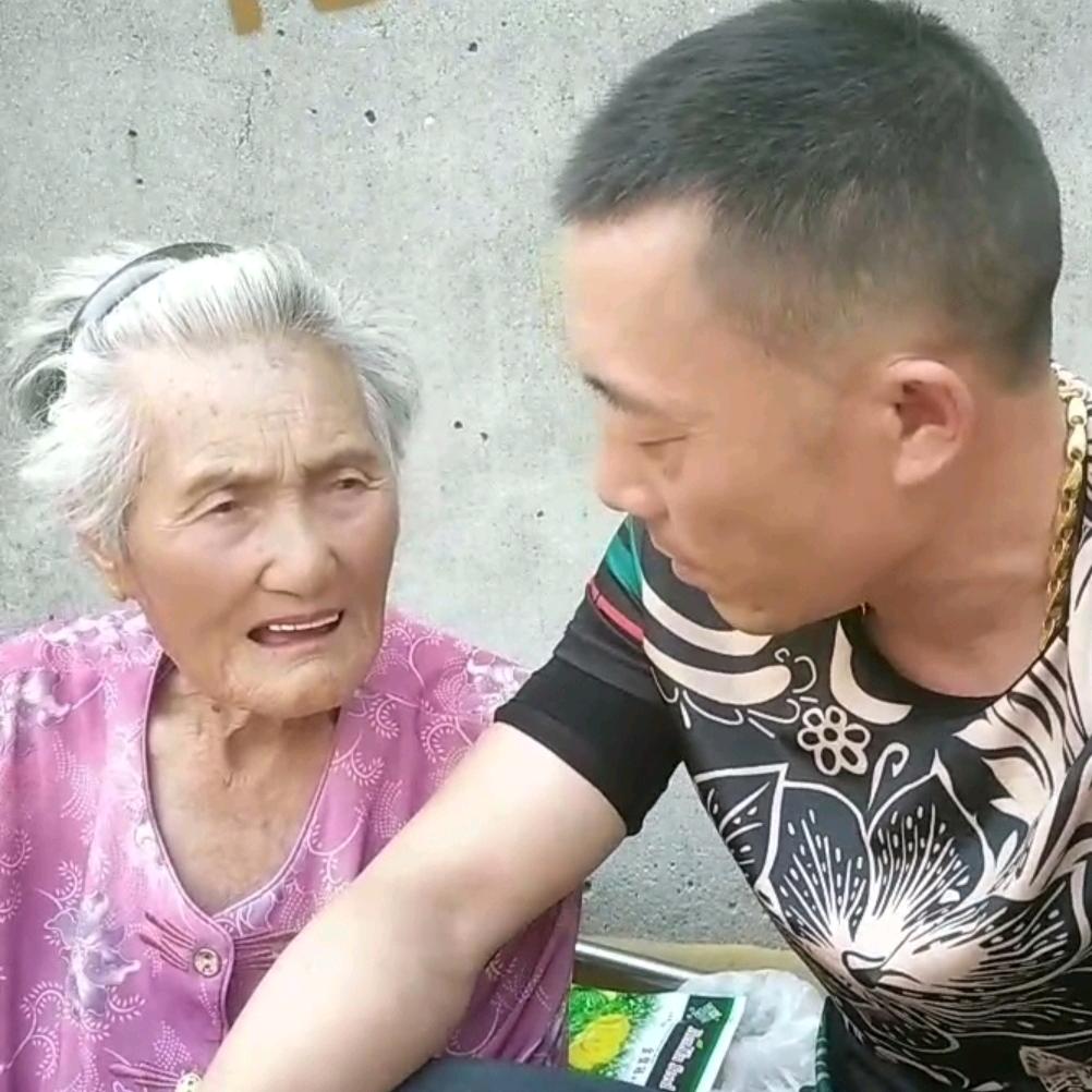 母子的快乐生活。。<传递正能量>