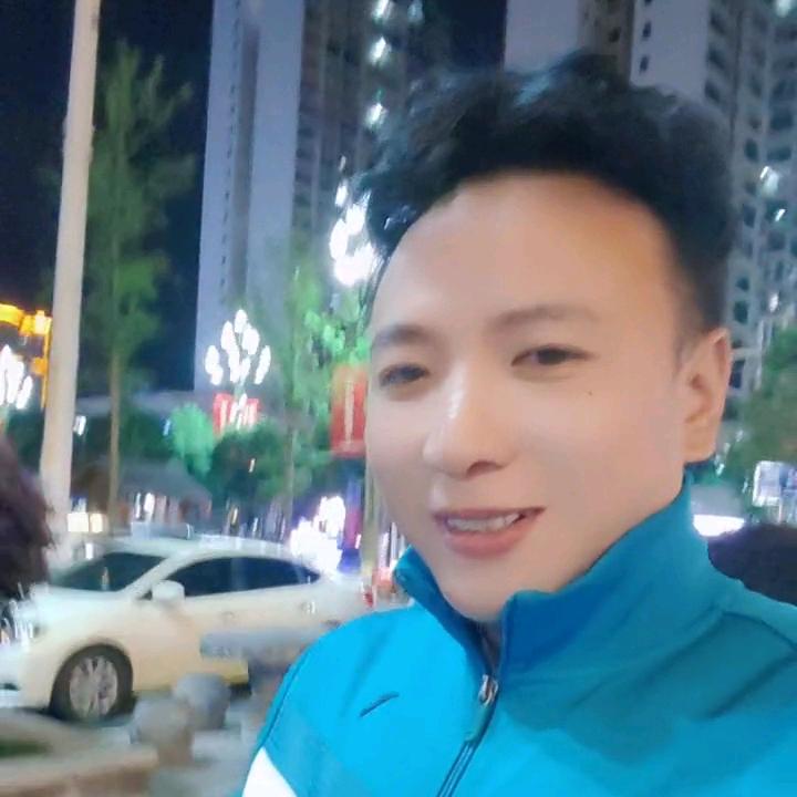 ღ᭄笑着🍒退场💞࿐