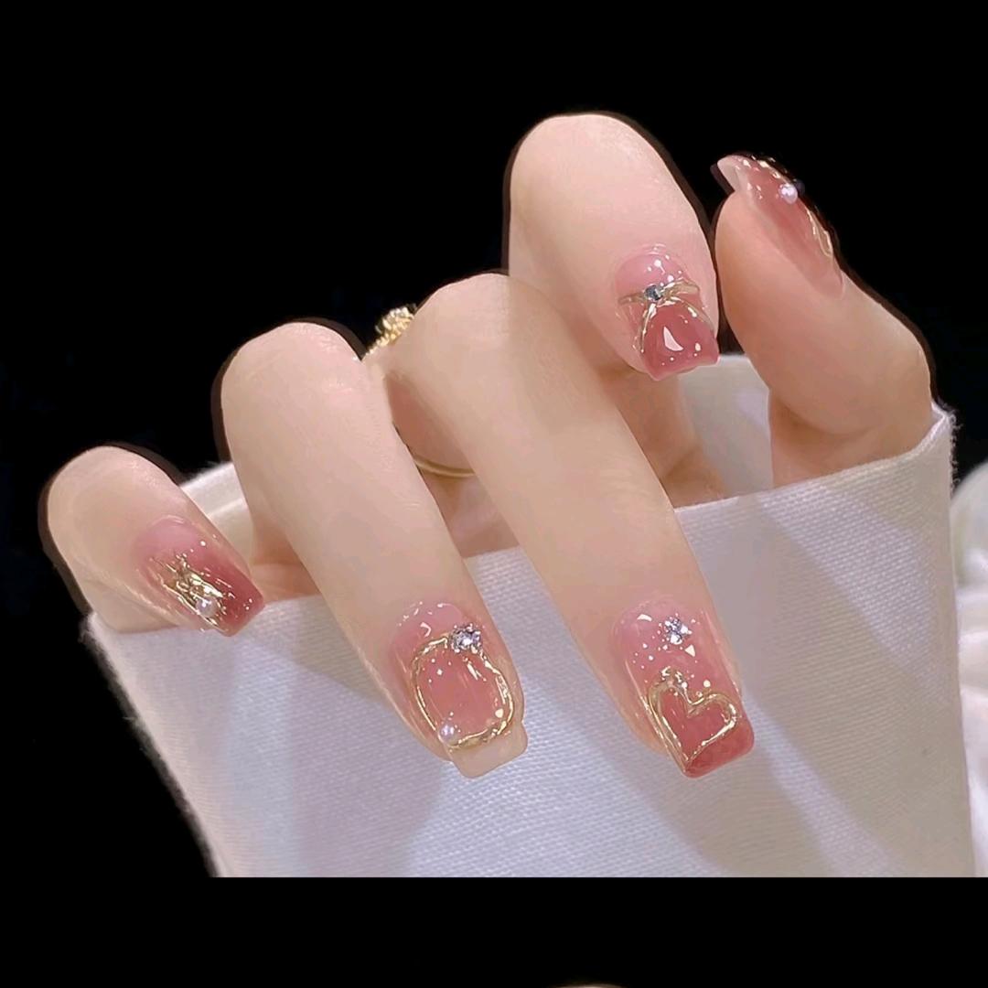 ꧁꫞清樽独醉꫞꧂