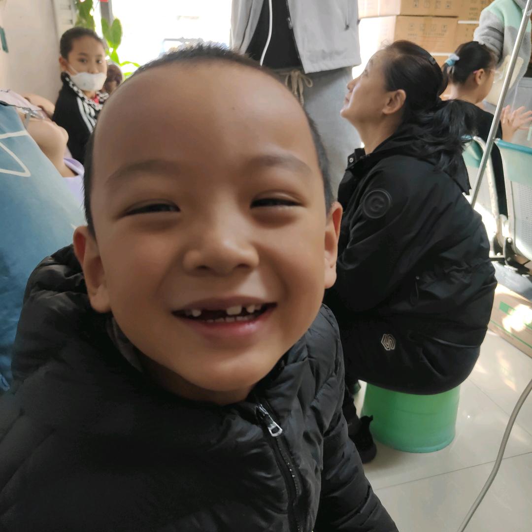 赵一辰爸爸