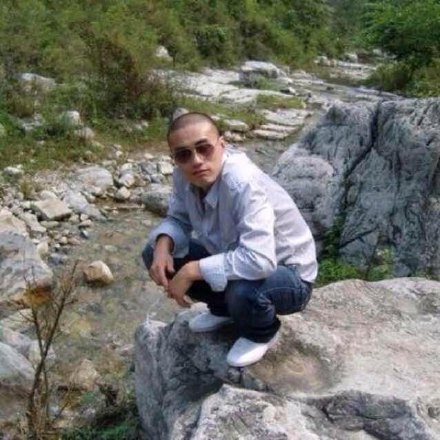 王小洋         *