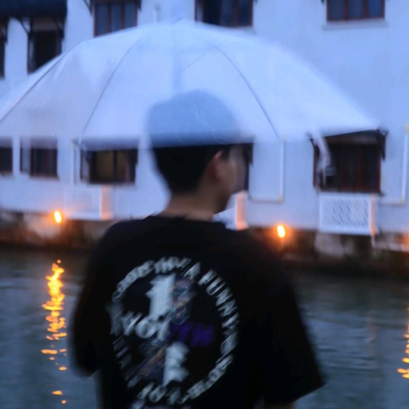 少爷.