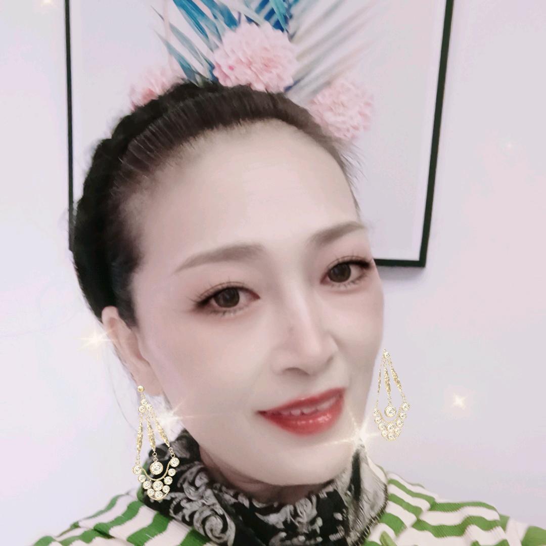 程足梅