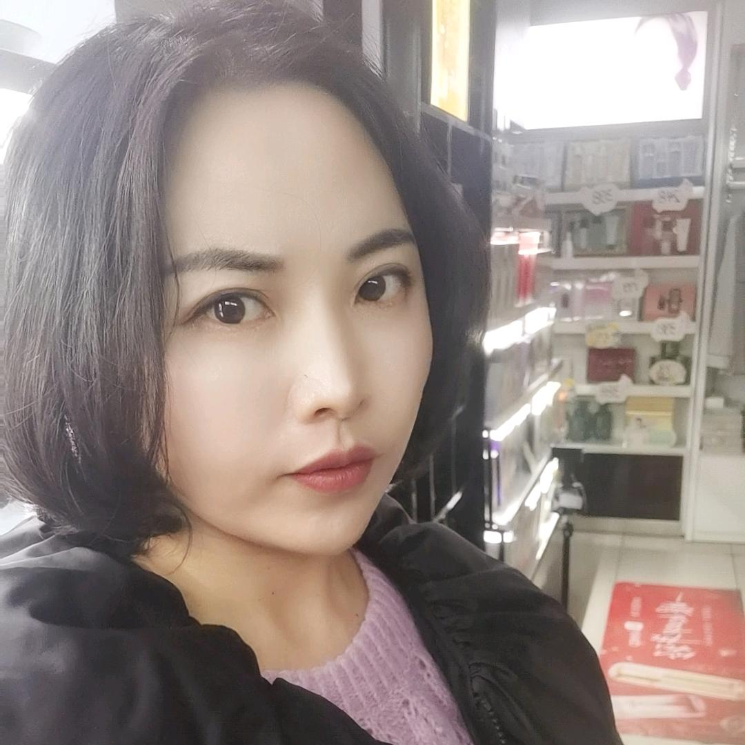 五峰俏佳人美妆经营部
