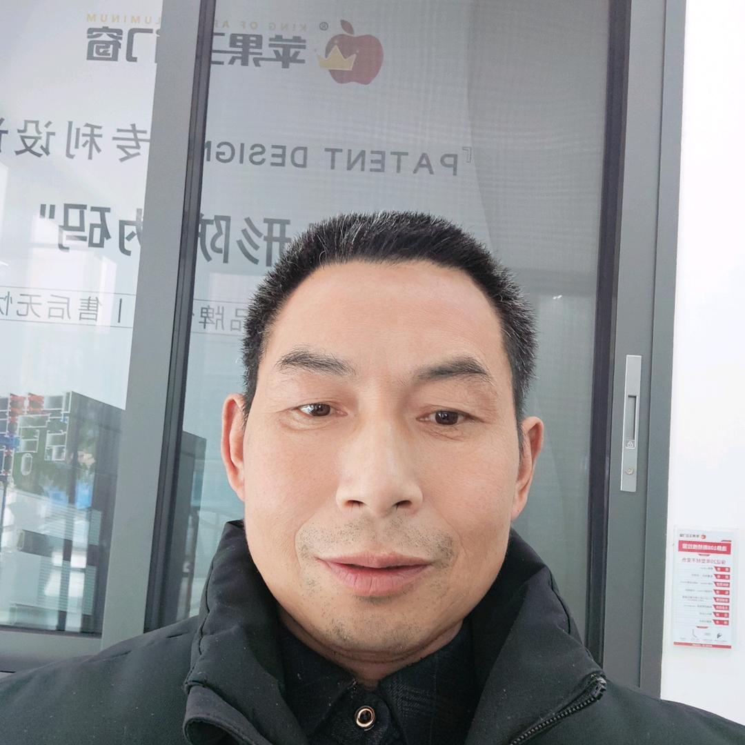 安岳苹果王门窗海哥