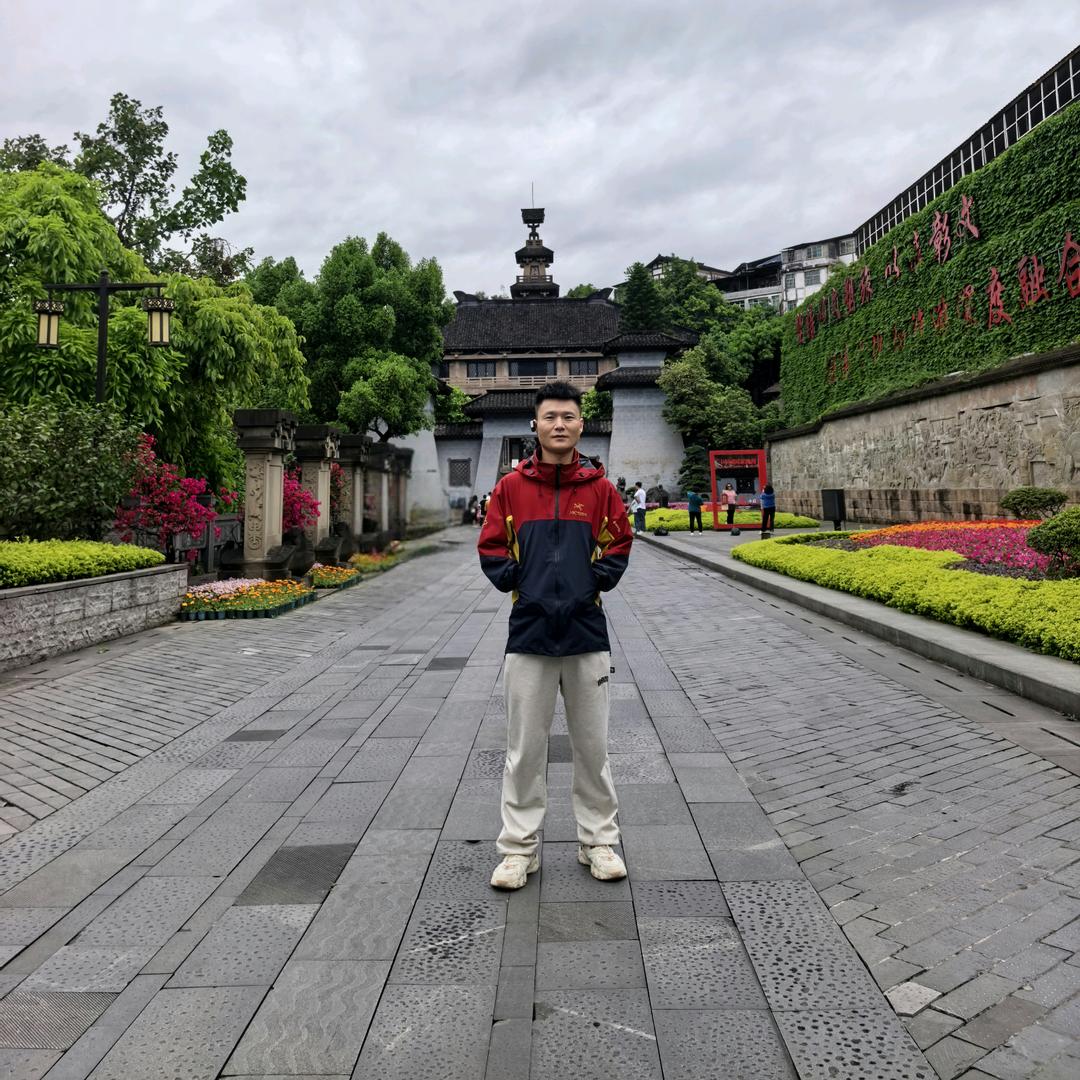 你@👉🏿我呀！