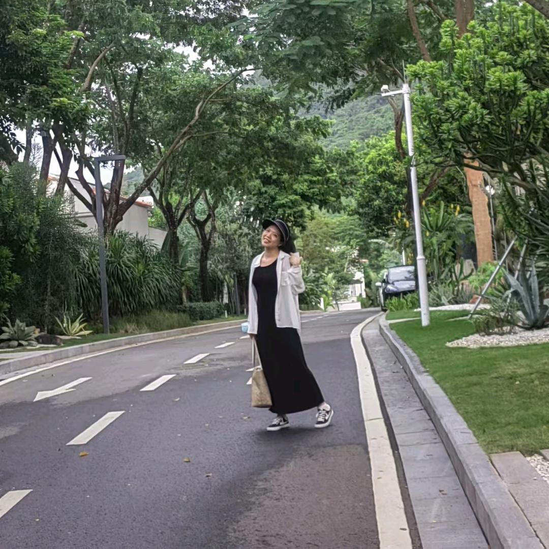 Helen-周