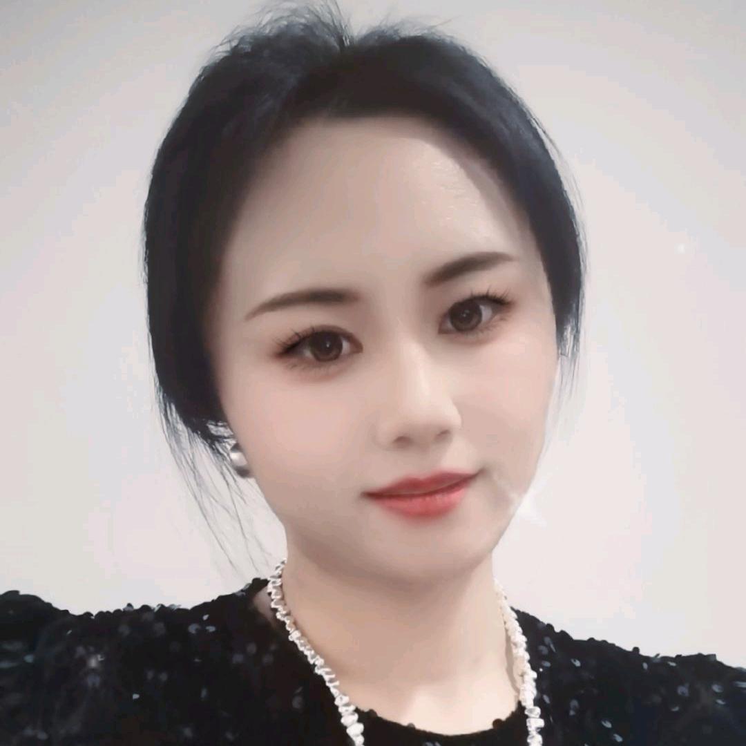 ℋღ᭄肖章₅₂₀跋扈💞࿐《橱窗好物》