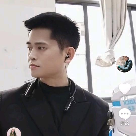 Ce