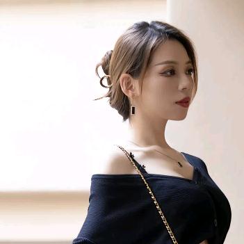馨怡月服饰