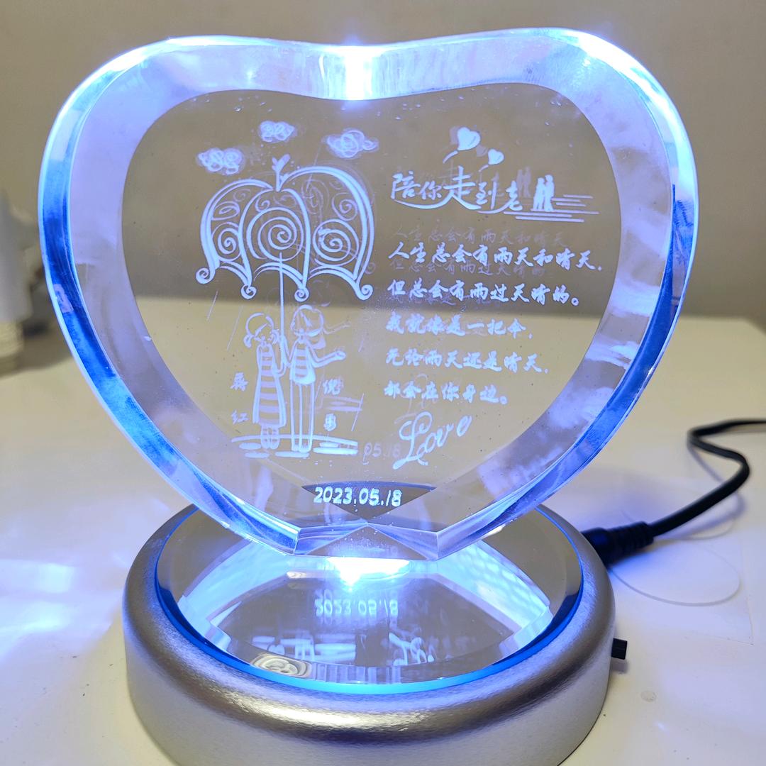 倪的精神小伙