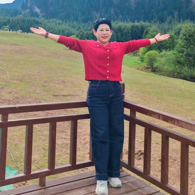 韩王霞服饰