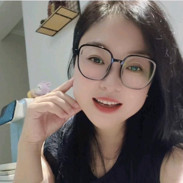 ✨眼镜姐