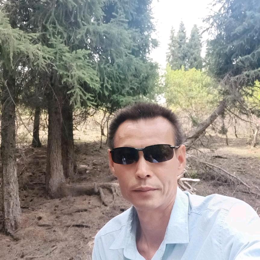 最熟悉的陌生人。