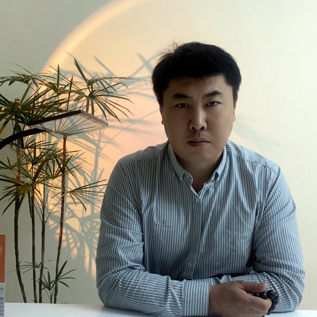 灯光魔法师——向阳