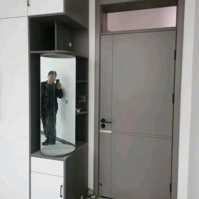 伟龙回收废品。