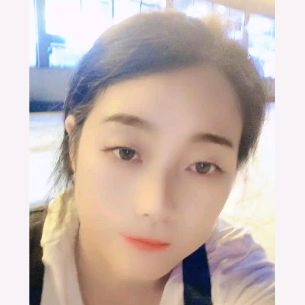 白
