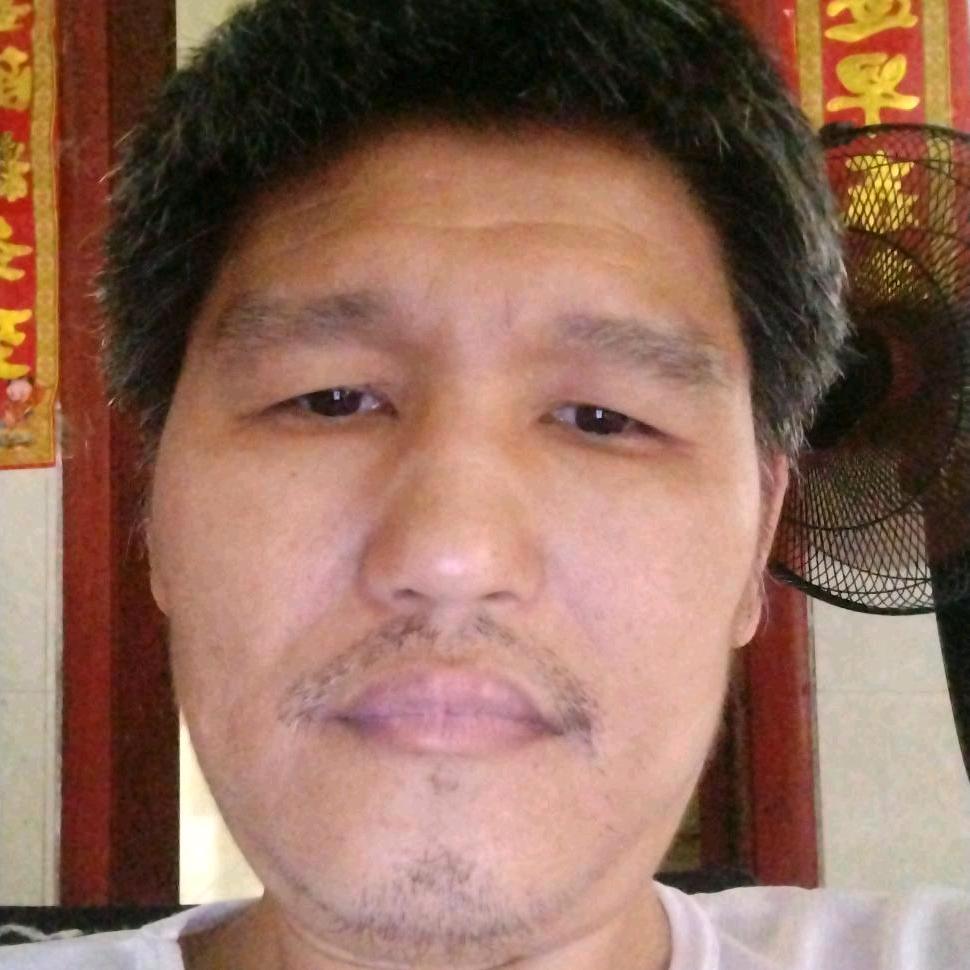 曾头像