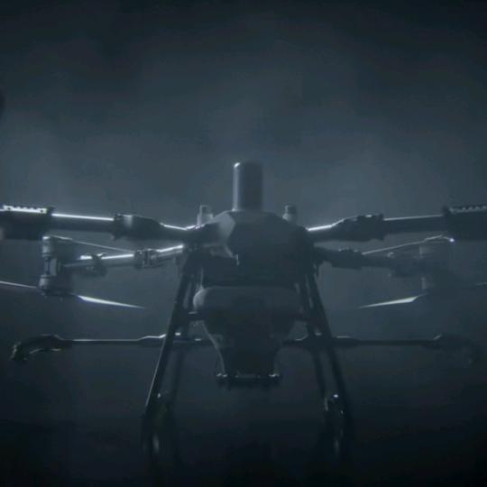 冠宇无人机吊运