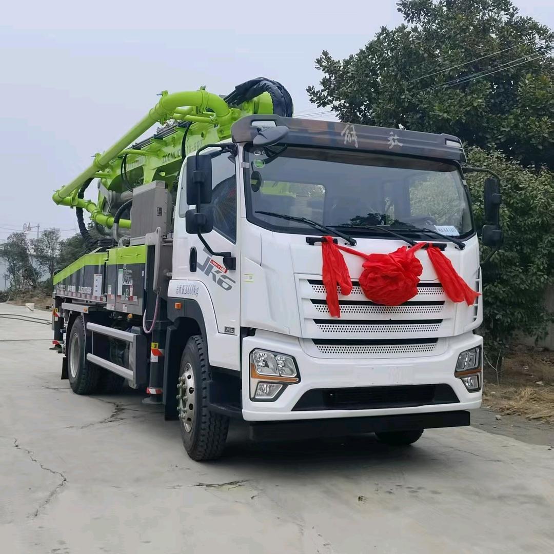 于集前进搅拌站泵车出租