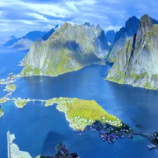 上善若水厚德载物