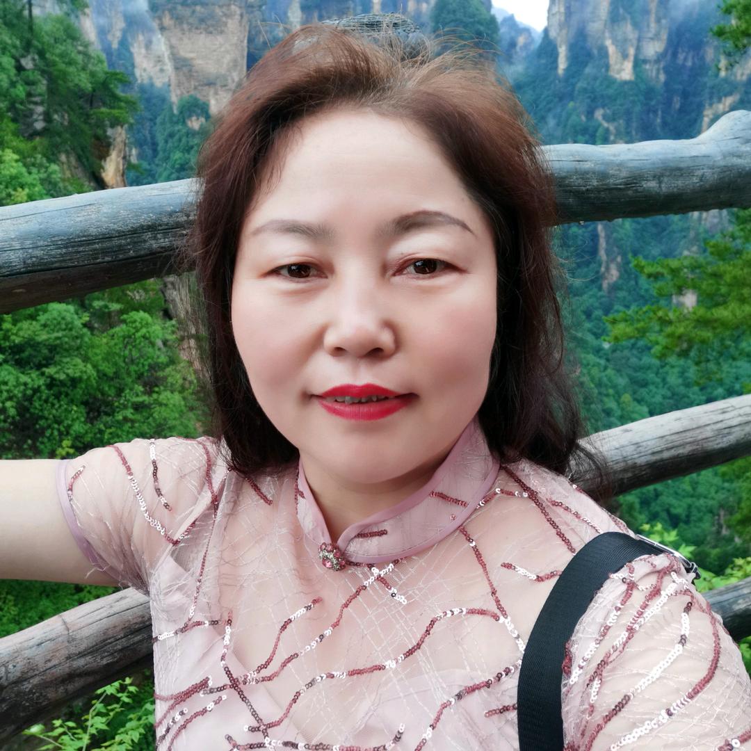 珠珠霞姐（6.40开播聊天，和唱歌