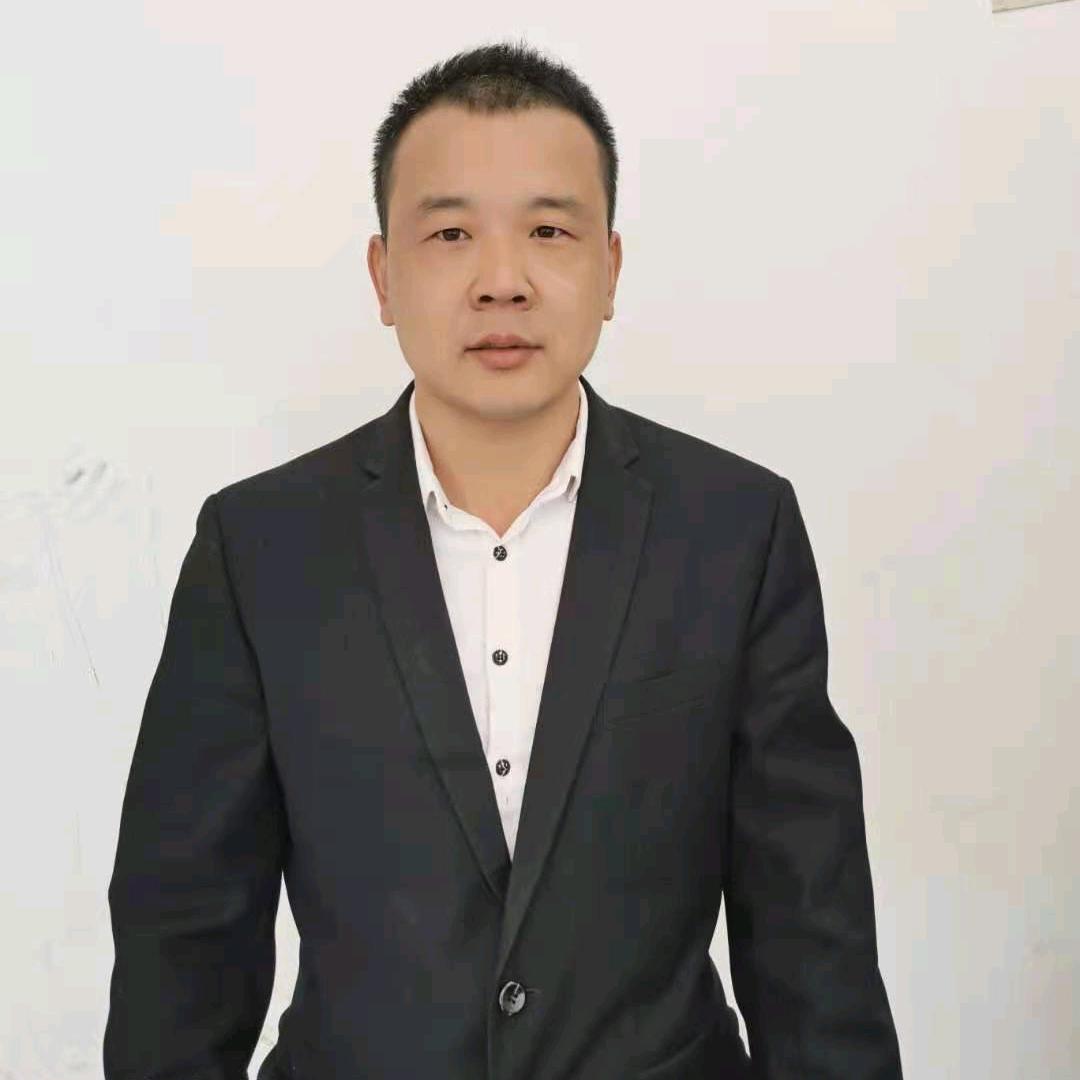 田间地头奔波的小邢农资