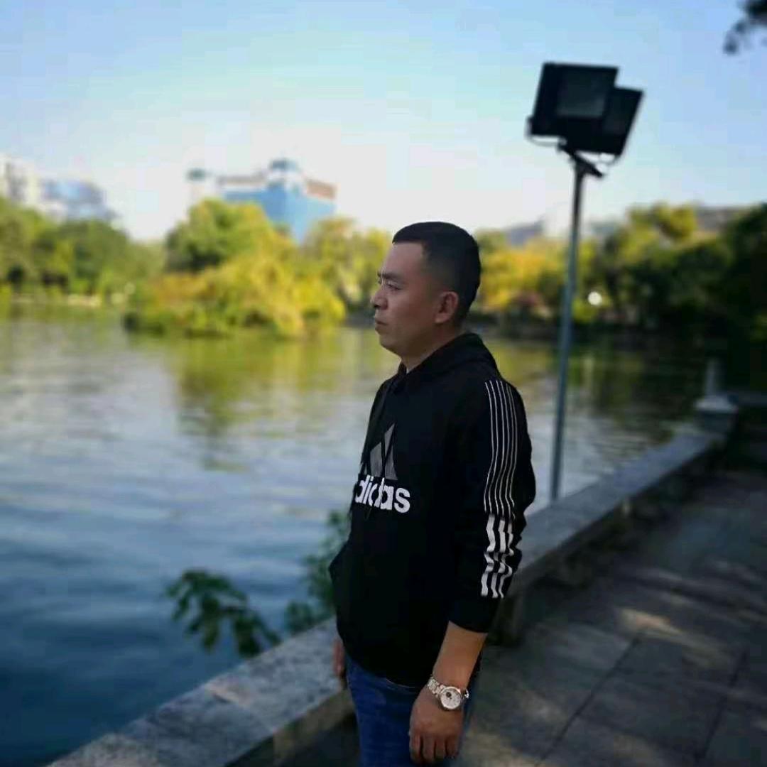 龙哥哥