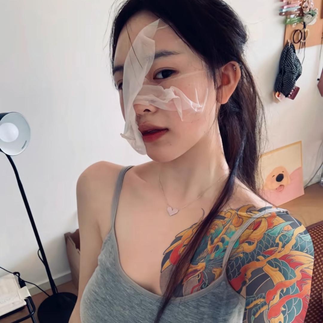 一一