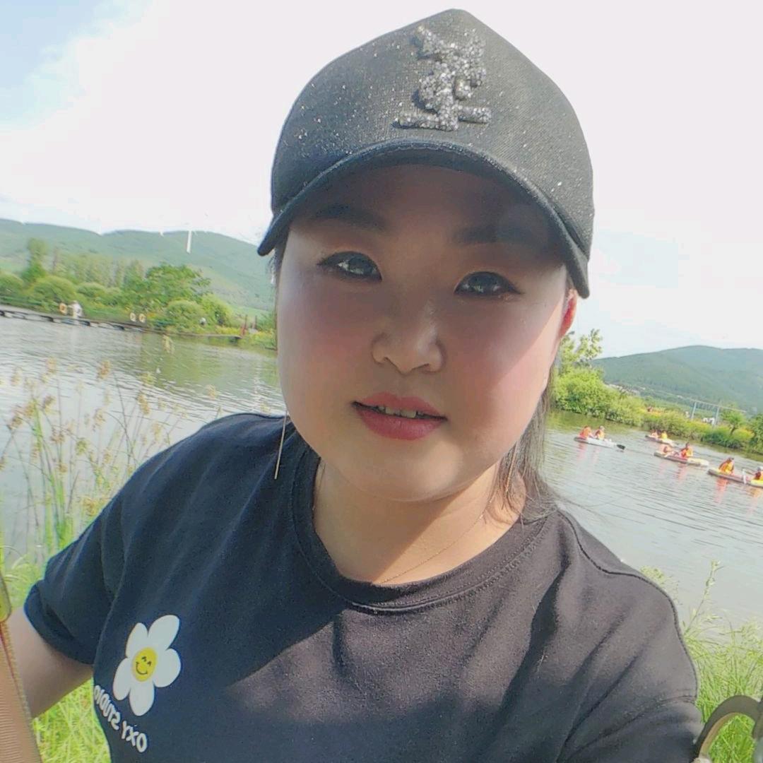 孤单两相望