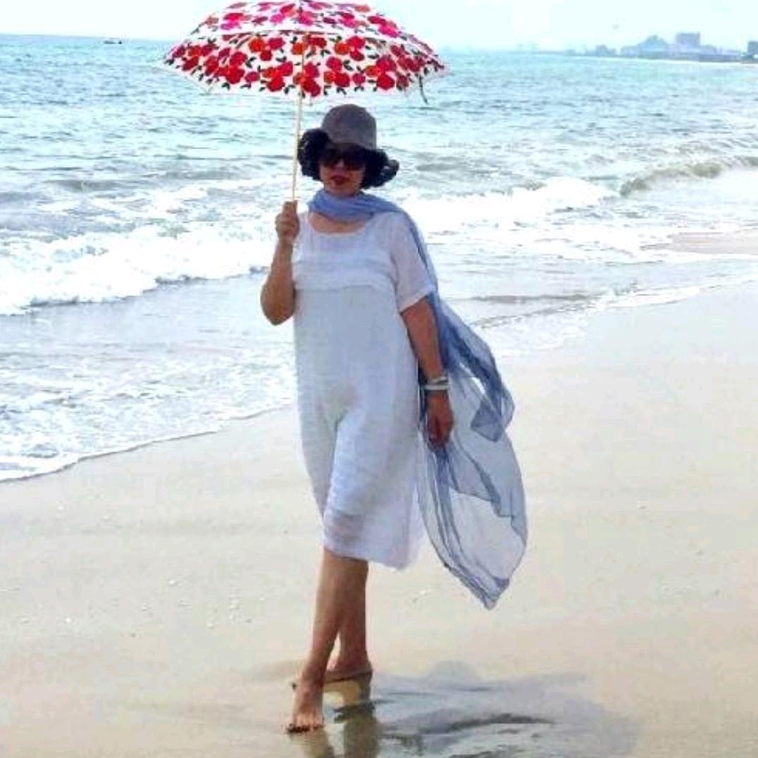 梅依