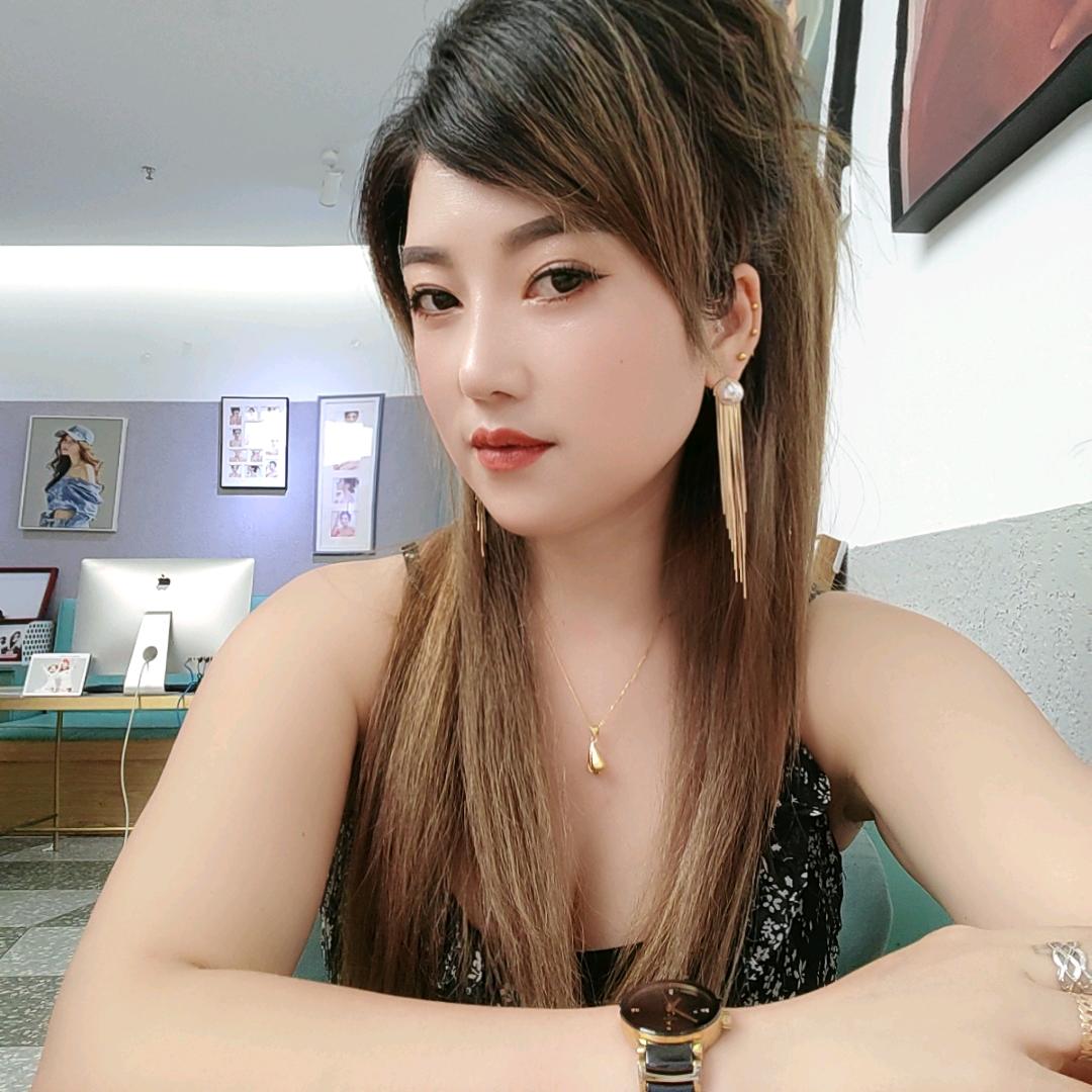 ღ欣儿࿐
