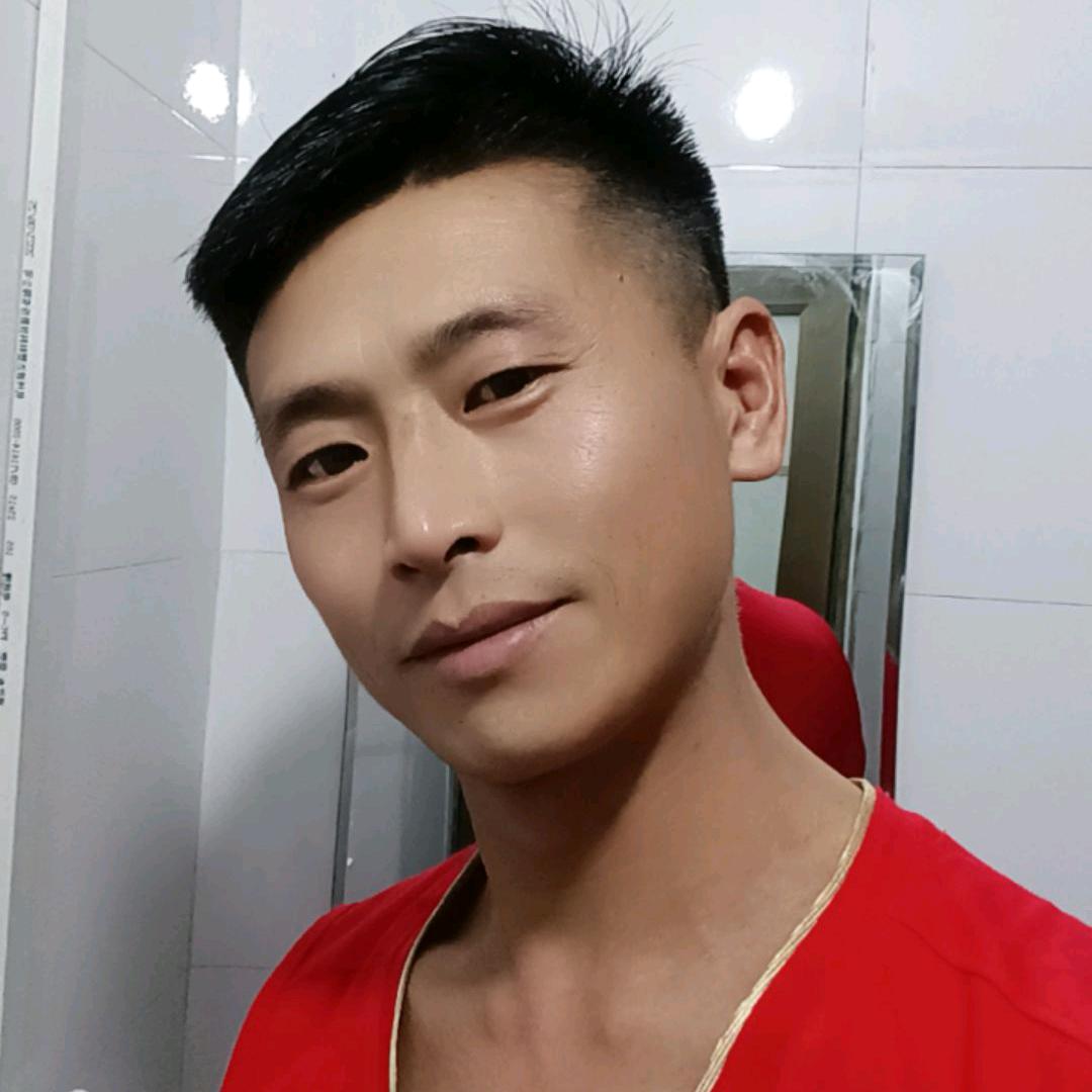 🐷一王情深🐷